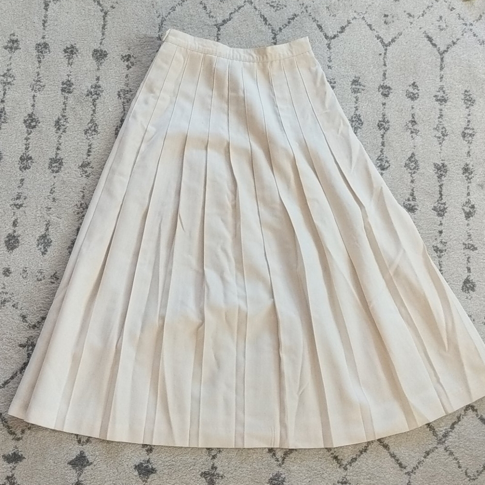 Vintage school girl style midi high waist skirt